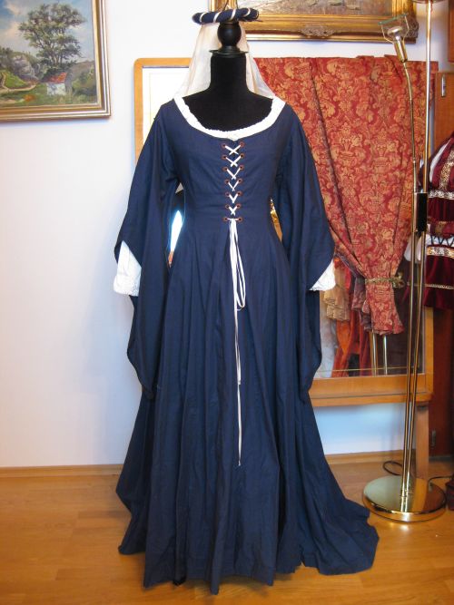 Mittelalter Historische Kleider Und Kostume